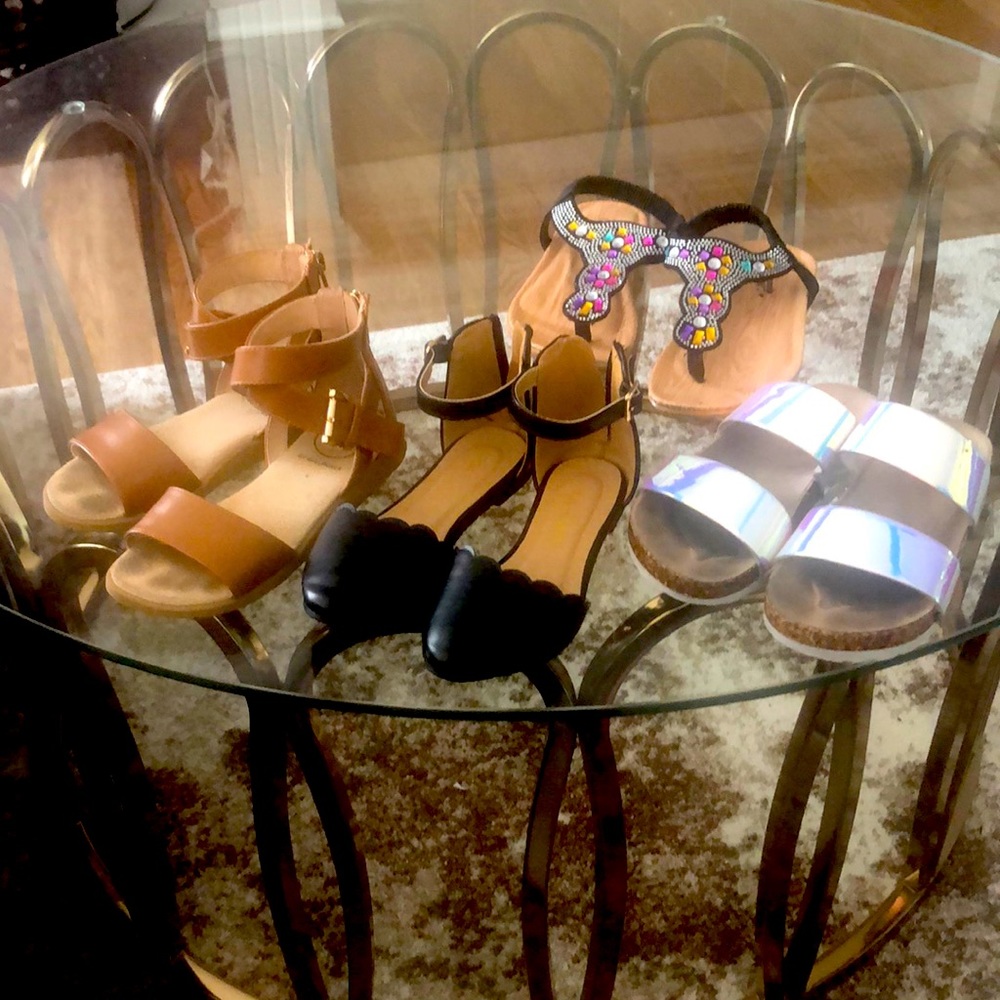Girls sandals